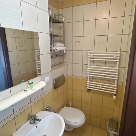 I Restauracja Zodiak * Szalsza